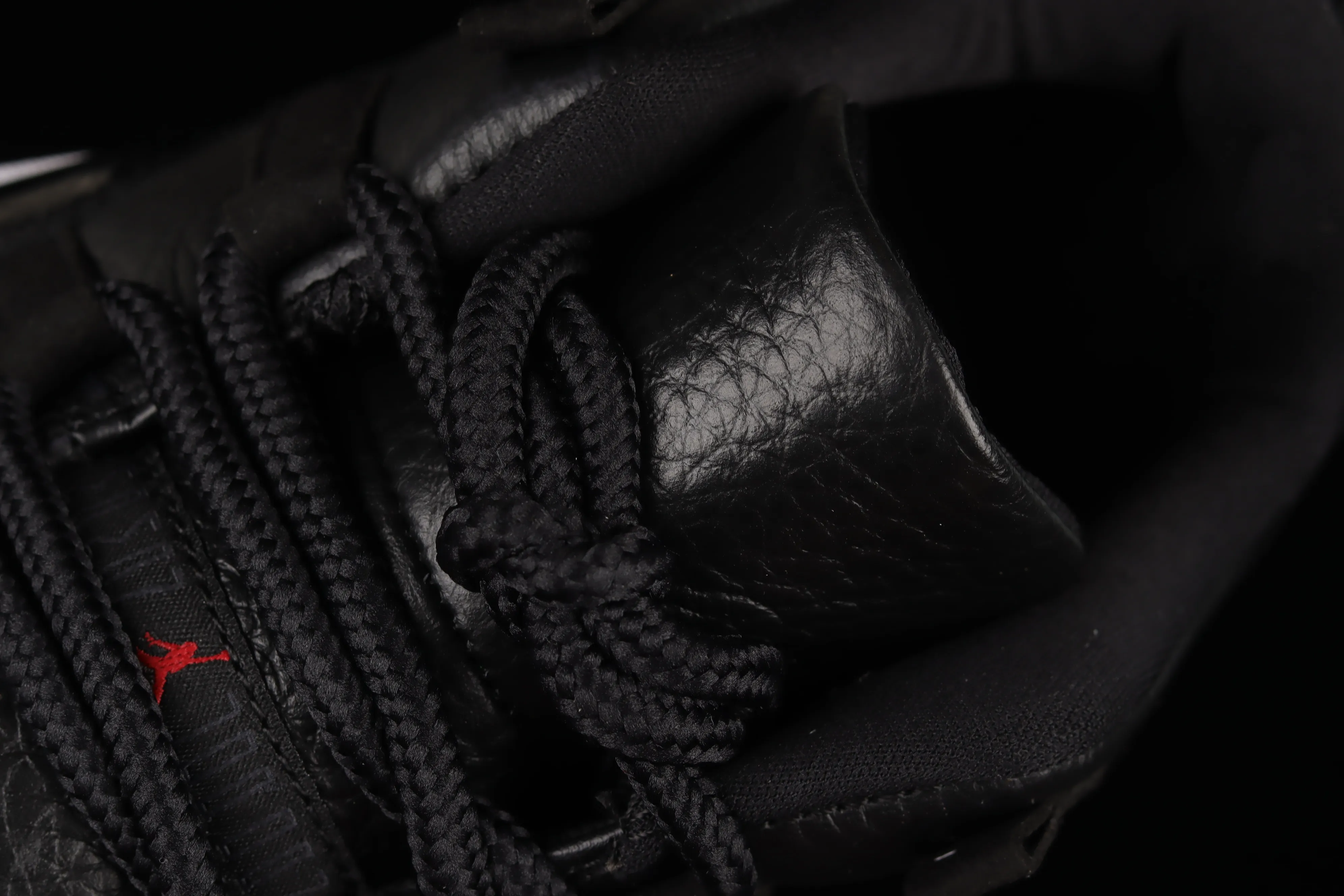All Categories Air Jordan Jordan Series Basketball Shoes Air Jordan 11 F Version Air Jordan 11 Retro Low "72-10" AJ11 Low-top Big Devil First Layer Real Standard Real Carbon Sports Culture Basketball Shoes AV2187-001